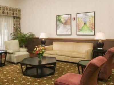 Rodeway Inn Акрън Екстериор снимка